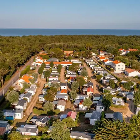 Mobil-home Avec Terrasse à Pour 3 Pers. - Api-1-52-605 Camping Notre-Dame-de-Monts
